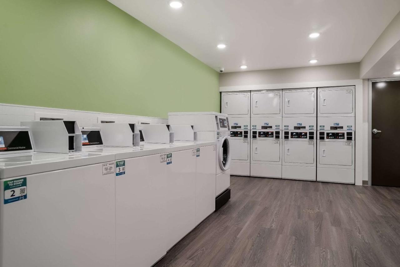 Woodspring Suites Detroit Sterling Heights Exteriér fotografie