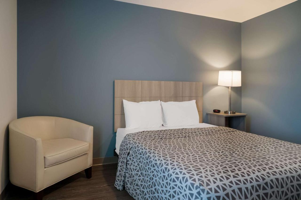 Woodspring Suites Detroit Sterling Heights Exteriér fotografie