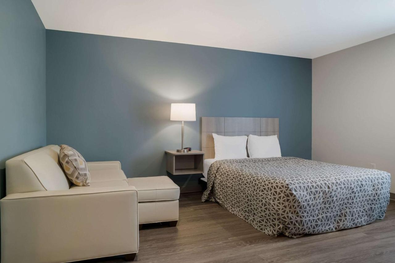 Woodspring Suites Detroit Sterling Heights Exteriér fotografie